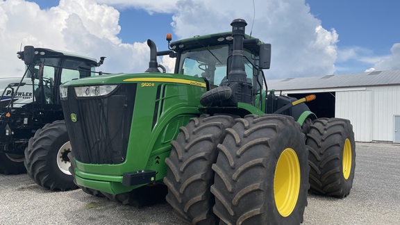 2020 John Deere 9520R Tractor 4WD