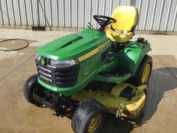 2016 John Deere X730 Garden Tractor