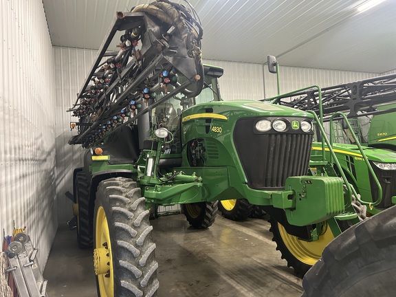 2011 John Deere 4830 Sprayer/High Clearance