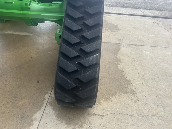 2023 John Deere 8RX 410 Tractor Rubber Track