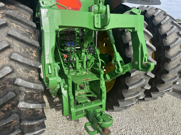 2023 John Deere 8R 250 Tractor