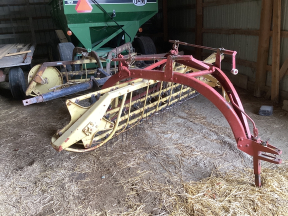 New Holland 256 Rake Rake