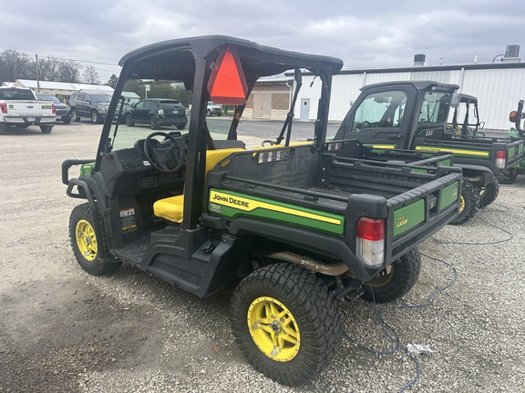 2022 John Deere XUV 835M ATV