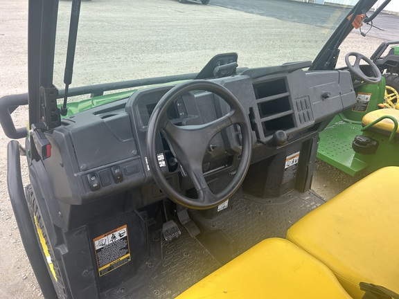 2022 John Deere XUV 835M ATV