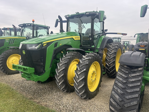 2022 John Deere 8R 310 Tractor