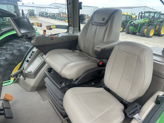 2022 John Deere 8R 310 Tractor