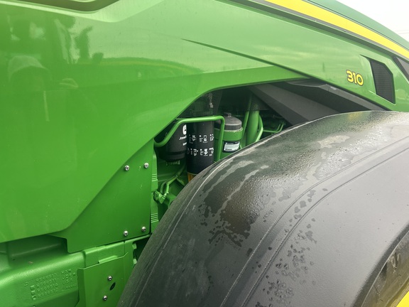 2022 John Deere 8R 310 Tractor