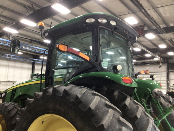 2018 John Deere 8400R Tractor