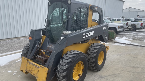 2015 John Deere 332E Skid Steer Loader