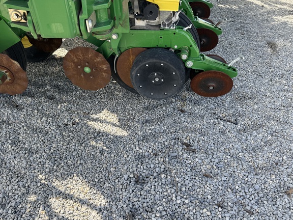 2015 John Deere 1795 Planter