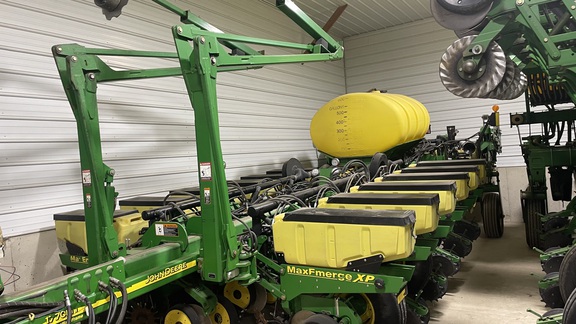 2006 John Deere 1770NT Planter