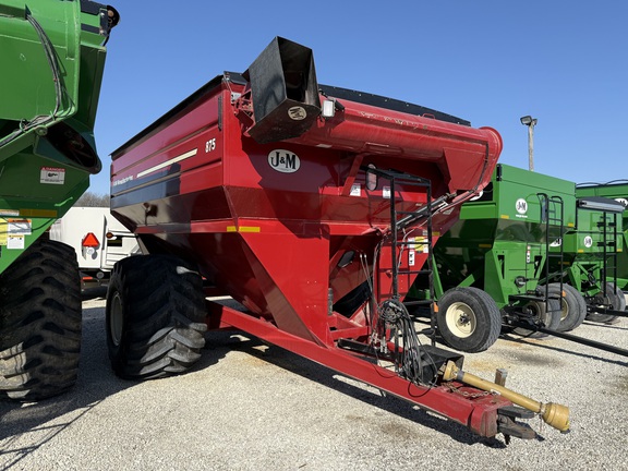 J&M 875-18 Grain Cart