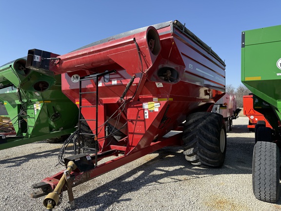 J&M 875-18 Grain Cart
