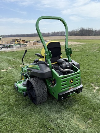 2023 John Deere Z950R Mower/Zero Turn
