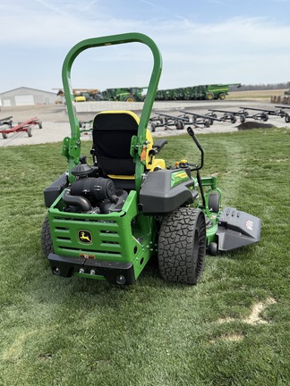 2023 John Deere Z950R Mower/Zero Turn