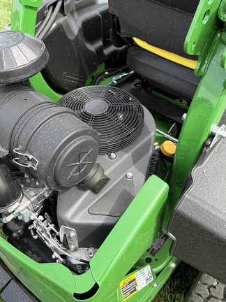 2023 John Deere Z950R Mower/Zero Turn