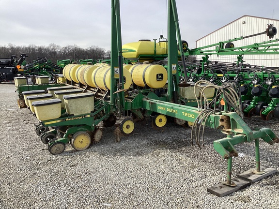 1988 John Deere 7200 Planter