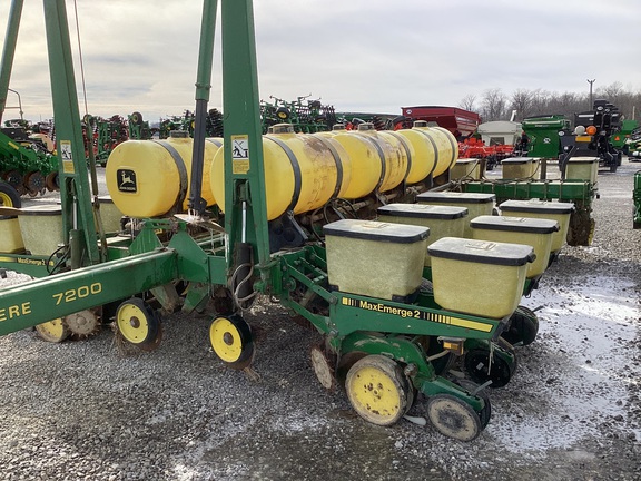 1988 John Deere 7200 Planter