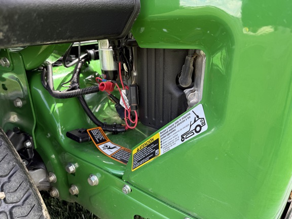 2024 John Deere Z970R Mower/Zero Turn