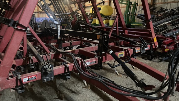 2013 Case IH TigerMate II Field Cultivator