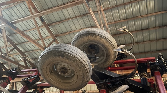 2013 Case IH TigerMate II Field Cultivator