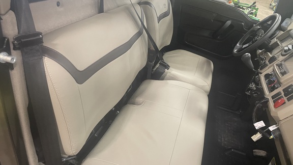 2024 John Deere XUV 835R ATV