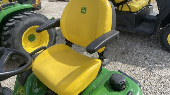 2022 John Deere X734 Garden Tractor