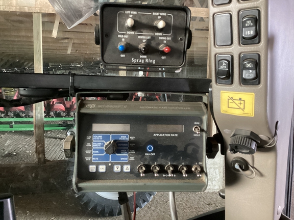 Misc 1000 gal Sprayer