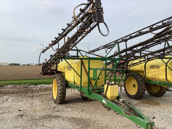 Misc 1000 gal Sprayer