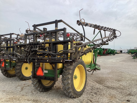 Misc 1000 gal Sprayer