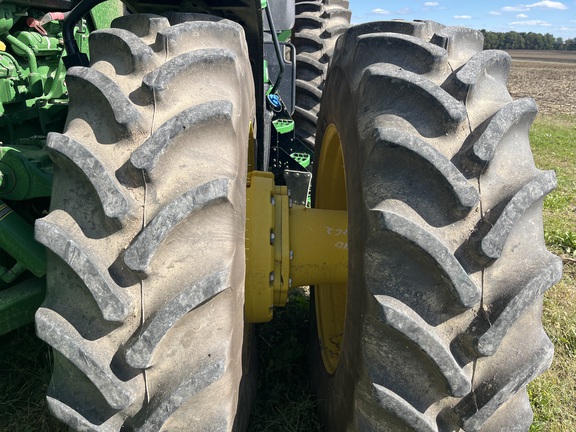 2023 John Deere 8R 340 Tractor