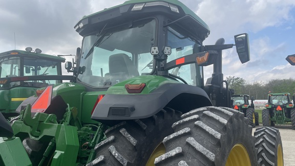 2023 John Deere 8R 340 Tractor