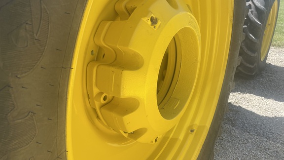 2023 John Deere 8R 340 Tractor