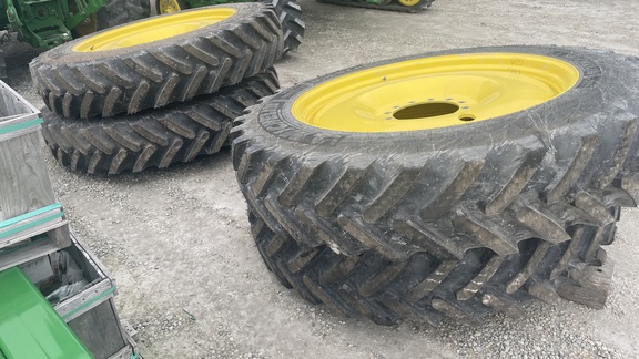 2025 Michelin VF 380/90R46 Tires
