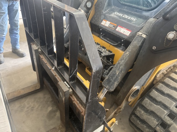 John Deere 48" Heavy Duty Pallet Forks Misc