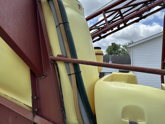 Hardi NP1100 Sprayer