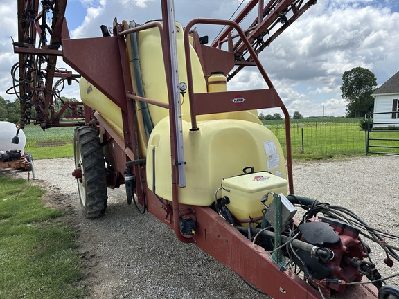 Hardi NP1100 Sprayer