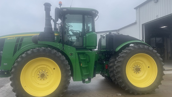 2018 John Deere 9420R Tractor 4WD
