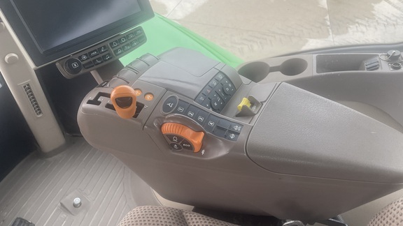 2018 John Deere 9420R Tractor 4WD