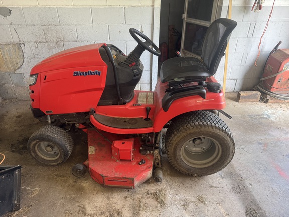 2016 Simplicity Conquest 25 Garden Tractor