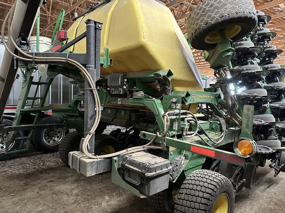 2024 John Deere N530C Air Seeder