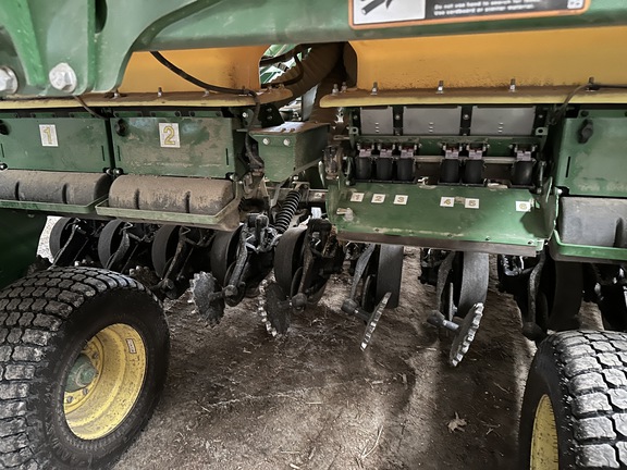 2024 John Deere N530C Air Seeder