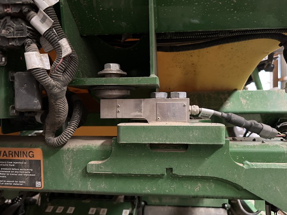 2024 John Deere N530C Air Seeder