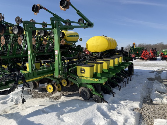 2012 John Deere 1770NT Planter