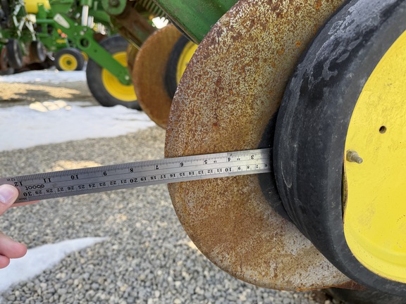 2012 John Deere 1770NT Planter