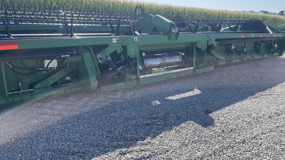 2019 John Deere 745FD Header Combine