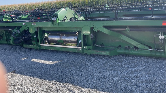 2019 John Deere 745FD Header Combine