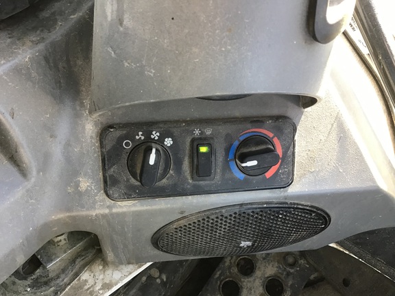 2023 Bobcat T650 Compact Track Loader