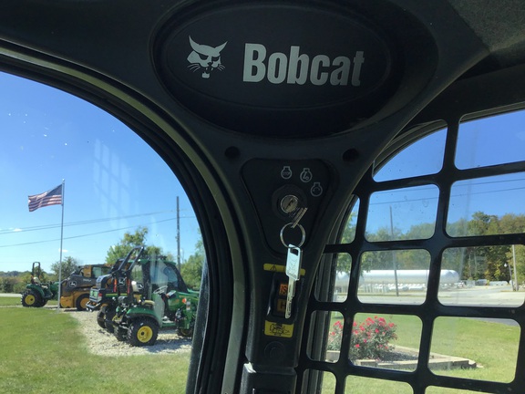 2023 Bobcat T650 Compact Track Loader