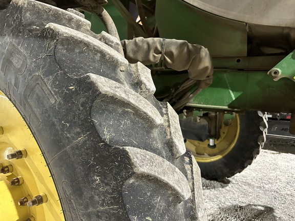 2008 John Deere 4930 Sprayer/High Clearance